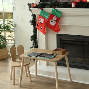 Table en bois personnalisée pour enfants Montessori et 2 chaises pour enfants-chaise de lapin, en bois de haute qualité ensemble de table et de chaises pour enfants image 5