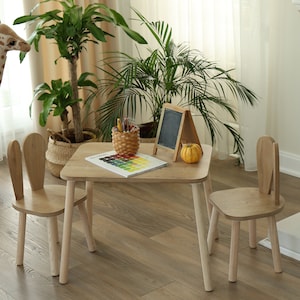 Montessori Personalisiert Kids Holz Tisch und 2 Stühle für Kinder-Kaninchen Stuhl, aus Hochwertigem Holz Kindertisch und Stuhl Set-
