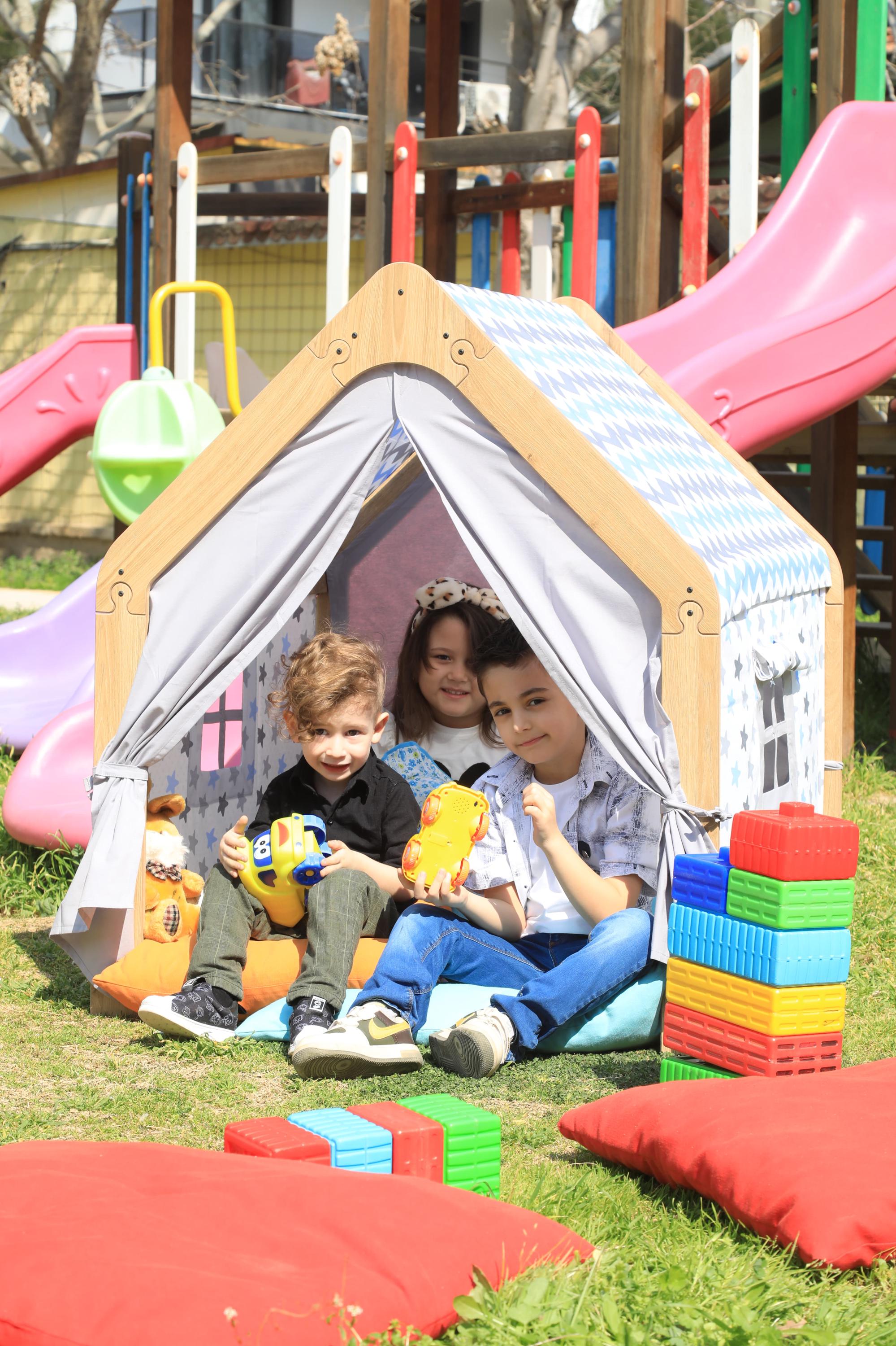 Montessori Kinderspielzelt, Kinder Betthimmel Spielhaus ,Spielzimmer Dekor Spielzelt ,leicht zu waschen, Innen-und Außenspielburg Kinderzelt