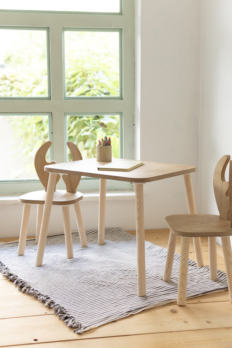 Table et chaises en bois Montessori pour enfants, cadeau de chaise de cerf pour enfants, en bois de haute qualité, ensemble table et chaises pour enfants, table d'activité image 8