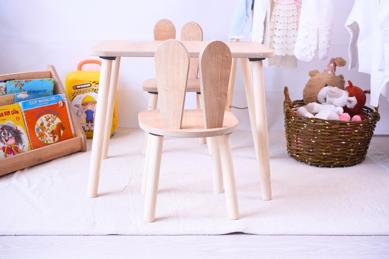 Table en bois personnalisée pour enfants Montessori et 2 chaises pour enfants-chaise de lapin, en bois de haute qualité ensemble de table et de chaises pour enfants image 6