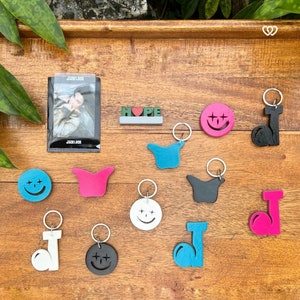 BTS J-Hope Hobi Jack in the Box JITB Holz Schlüsselbund & Magnet Sammlung, Kpop, Bangtan, army, Geschenk, Schlüsselanhänger, Zubehör Charm 갩ك Ihnen allen