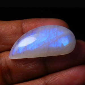 AAA Quality Rainbow Moonstone Cabochon Gemstone, Natural Blue Flashy Rainbow Moonstone Loose Gemstone, June Birthstone 33X15X8 mm 30 Cts
