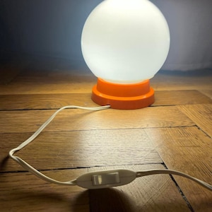 70&#39; orange globe lamp