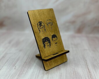 Wood Phone Holder, Phone Stand, Personalized Engraving, Convenient phone charging
