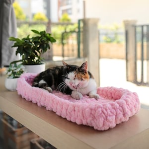 Plush Cat Bed Window - Handmade Chunky Knit Cat Bed, Plush Crochet Nest for Cats, Soft Windowsill Bed, Cozy Cat Bedding