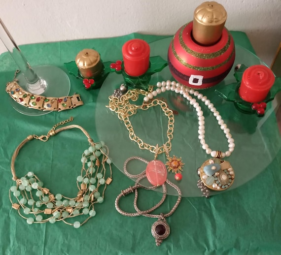 Heidi Daus "Classically Deco" Hinged Swarovski Cr… - image 7