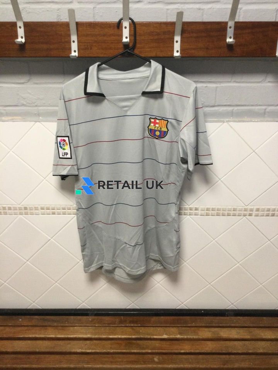 FC Barcelona Ronaldinho 10 シャツ RONALDINHO #10 MEN'S FC BARCELONA 2006/2007 SOCCER FOOTBALL