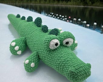 Cocodrilo de ganchillo con peso de 2,2 kg - Animal sensorial grande de 84 cm con peso para la ansiedad y el TDAH - Peluche de terapia de presión profunda - Regalo para conectar con la naturaleza