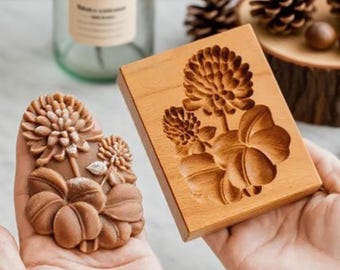 Clover Cookie Cutter: Biscuit Cookie Mold, Wooden Embosser for Bakers