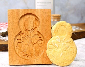 Tulip Gingerbread Cookie Mold: Wooden Flower Cookie Cutter (5.1"x3.9")