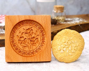 Wooden Clover Cookie Mold, Embossed Gingerbread Baking