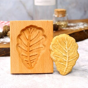 Large Leaf Wooden Cookie Mold, Gingerbread Mold, Leaf Cookies, Gift for Baker, Cookie lover&#39;s Christmas Gift
