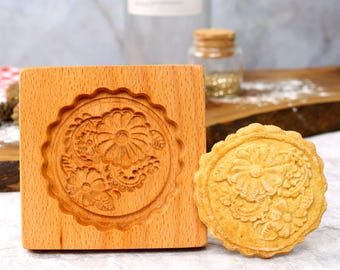 Leaves and Flower Cookie Mold: Engraved Wooden Biscuit Cutter