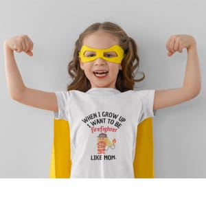 Girls Firefighter Shirt – Future Firefighter Gift – I Want To Be A Firefwoman Tee