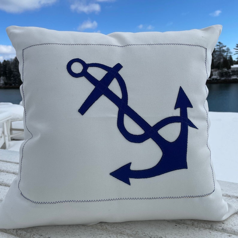 Sunbrella Pillow in Nautical Designs for Indoor/outdoor Use, 20x20
