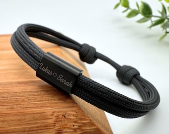 Herenarmband - zeiltouw met gepersonaliseerde gravure - surferarmband - cadeau-idee voor partner - herensieraden met roestvrijstalen schuifregelaar