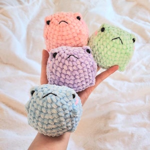 Chunky Butt Frog Mini Crochet Plush
