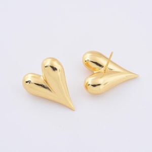 Herz Ohrstecker in Gold gefüllt, zarte geschwollene Herz Ohrringe, Hochzeitsohrringe, einfache Alltagsohrringe, Geschenkschmuckherstellung, ER292