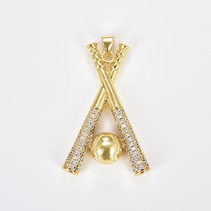 野球バット追加チャーム、金張りソフトボールギアネックレスペンダント、ブレスレットジュエリー製作部品用3D野球ギアチャーム、CP1824