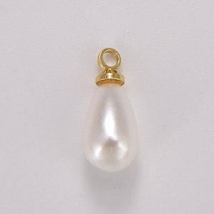 Ciondolo a forma di goccia di perla bianca in oro riempito, ciondolo aggiuntivo con perla d'acqua dolce per bracciale, ciondolo per collana per la creazione di gioielli, CP1741