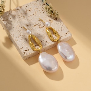 Freshwater Baroque Pearl Drop Stud Earrings in Gold Filled, Abstract Statement Earring Charm for Women, Irregular Pearl Jewelry Gift, ER320