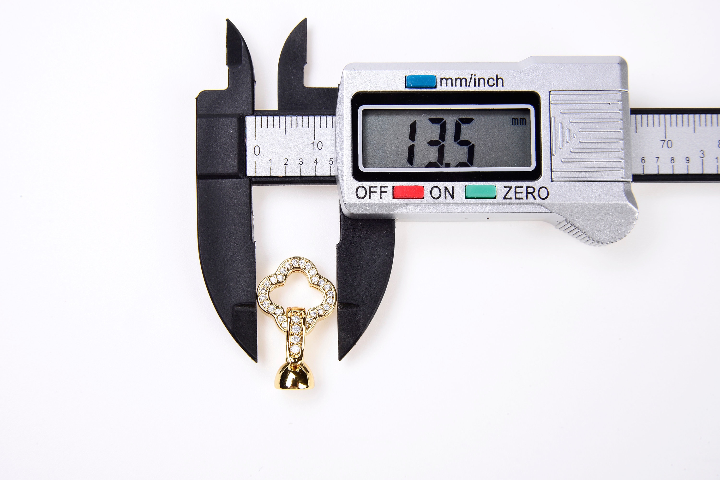 【特別セール品】 Clicker Clicker Interlocking Filled Gold Clasp, Clover その他