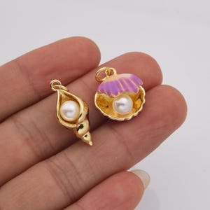 Ciondolo aggiuntivo a forma di conchiglia di perle di mare riempito d'oro, ciondolo per collana di perle di mare, creazione di gioielli, ciondolo a forma di conchiglia di lumaca oceanica per bracciale, CP2195
