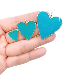Ciondolo a forma di cuore in smalto blu turchese 22K, ciondolo a forma di cuore in smalto, ciondolo a forma di cuore, collana a forma di cuore, ciondolo in smalto, 21 mm, 30 mm, 37 mm, CP965B