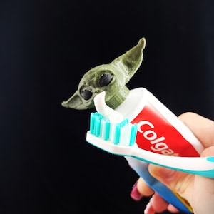 Baby Yoda Zahnpasta-Topper bemalte Augen Grogu