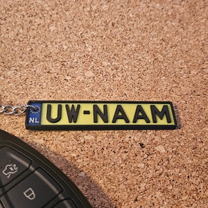 License plate keychain image 1