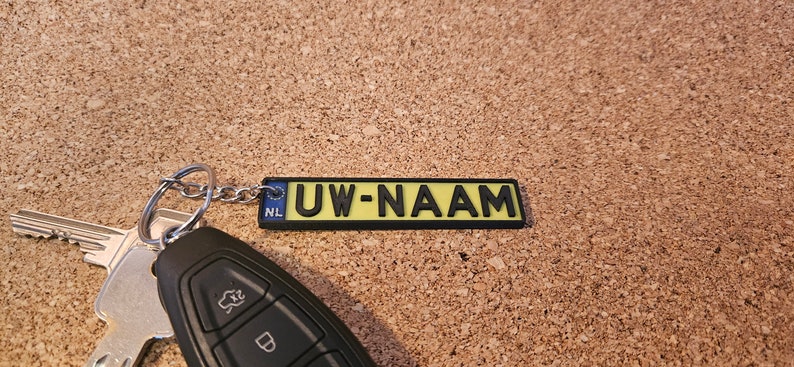 License plate keychain image 1