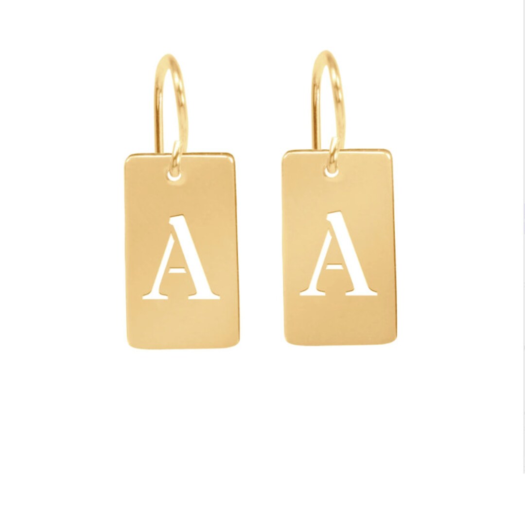 ピアス Single Rectangle-shaped Logo-engraved Earring Edgy rectangular stud earrings | UNOde50