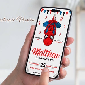 Puede incluir: Una invitaci&oacute;n digital para una fiesta de cumplea&ntilde;os con una imagen de dibujos animados de Spiderman colgando boca abajo. La invitaci&oacute;n es para la fiesta de cumplea&ntilde;os n&uacute;mero 2 de Matthew. La fiesta es el s&aacute;bado 25 de febrero de 3:00 PM a 5:00 PM en 47 Rue du Fer a Mo, Par&iacute;s. RSVP a Lisa.