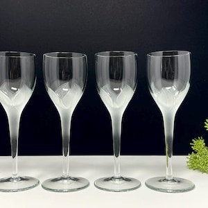 Set of 4 Frosted Cordial Glasses | Etched Leaf Pattern Dessert Wine Glasses