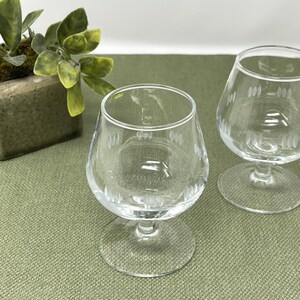 Mid-Century Modern Etched Brandy Sniffer/Cognac Glasses Set of Two | Classic Brandy Glass | Vintage Cognac Glasses | Bar Ware