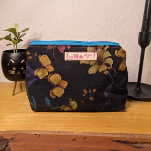 Kosmetiktasche mit Innenfach