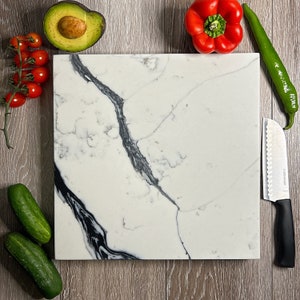 Tagliere regalo in pietra Tagliere per formaggi Tagliere speciale in marmo Tagliere espositivo personalizzato per catering Taglieri regalo per ogni occasione