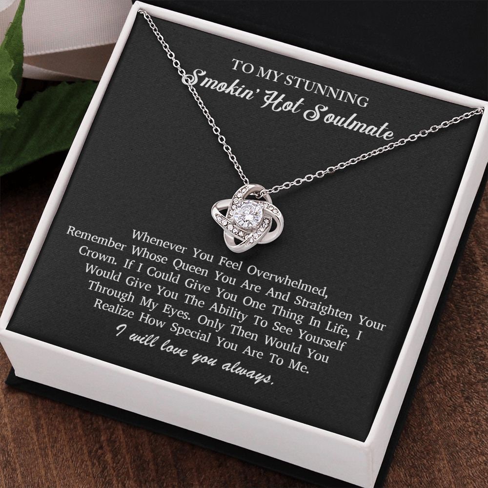 Collana Con Nodo D'Amore E Zirconia - Acciaio Inox Placcato Oro 18K - Regalo Per Fidanzata O Moglie, Compleanno, Matrimonio