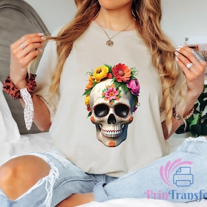 Skull Shirt Women&#39;s Sugar Skull Shirt Dia de los Muertos Shirt Day of the Dead Skull Shirt Mexican Holiday Spanish Shirt Halloween T-shirt