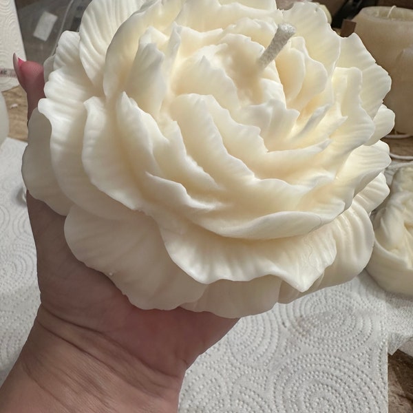 Huge 1lb. Peony Candle in Vanilla Scent | decor candle flower