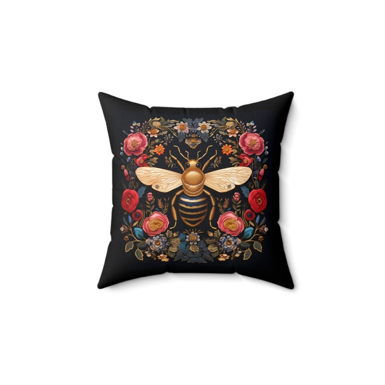 Cojín decorativo botánico Golden Bee: efecto bordado, decoración bohemia para el hogar. imagen 6