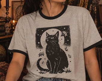 Vintage Style Black Cat Ringer T-Shirt Cotton Ringer T-Shirt | Oversized Retro Halloween Tee