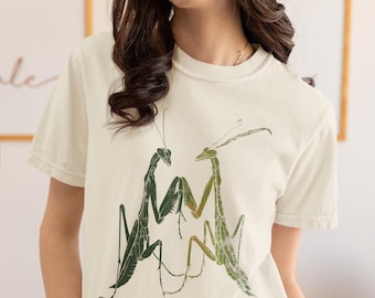 Praying Mantis Print Unisex Comfort Colors T-shirt