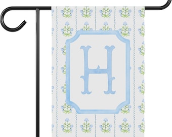 Personalized Crest Garden Flag: Blue Floral Chinoiserie Initial