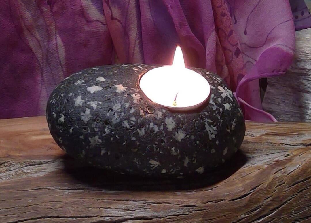 Texada Flower Rock Candle, Flower Rock Candle, Fragrant Soy Candle