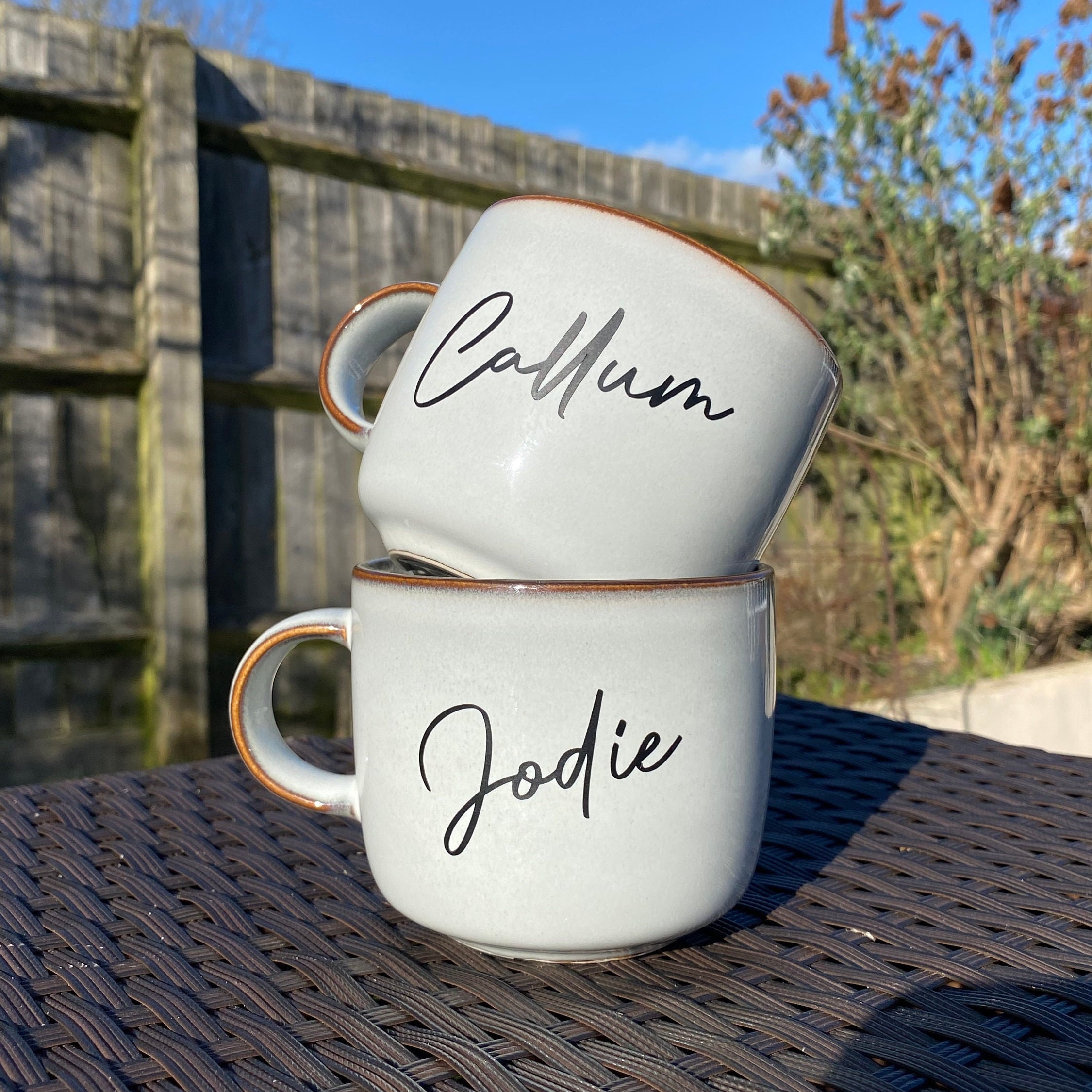 Mug beige personnalisée avec nom | rétro tasse | Mug beige de style rustique Dans Bleu | Fête des pères, tasses à café, tasses à thé, cadeau papa