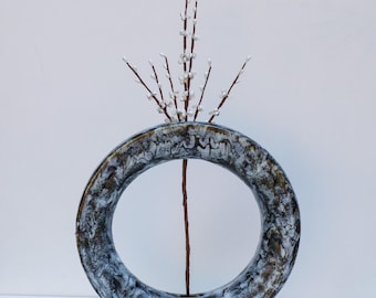 Torus Vase to Hold a Single Flower Stem