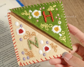 Personalized Embroidered Bookmark A to Z Handmade Bookmark Party Favors Custom Triangle Page Corner Bookmark Seasons Gift for Book Lovers