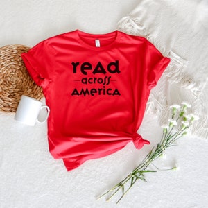 Lesen über Amerika T-Shirt | Geschenk für Lehrer | Geschenk für Bücherwurm | Geschenk für Buchliebhaber | Amerikanisches Shirt